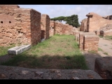 04826 ostia - regio i - insula xiv - caseggiato del mosaico del porto (i,xiv,2) - via degli horrea epagathiana - porticus - bli ri norden - 09-2023.jpg